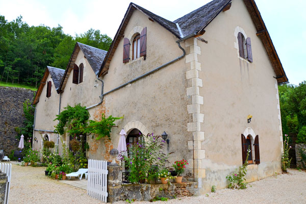coach house at Le Manoir in Souillac