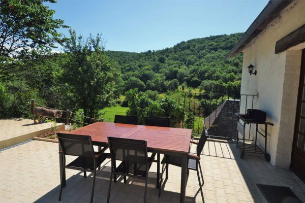 view from terrace gite malbec Le Manoir Souillac