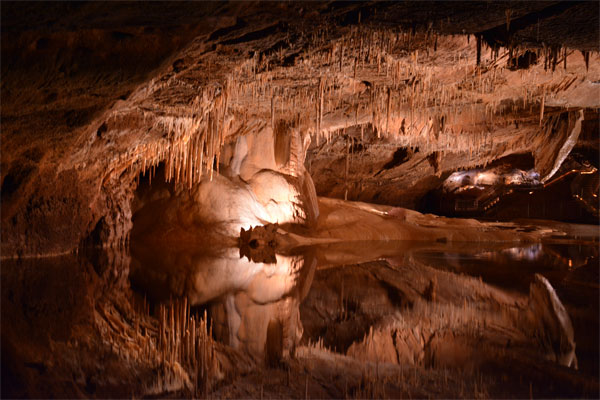 Grotte de Lacave