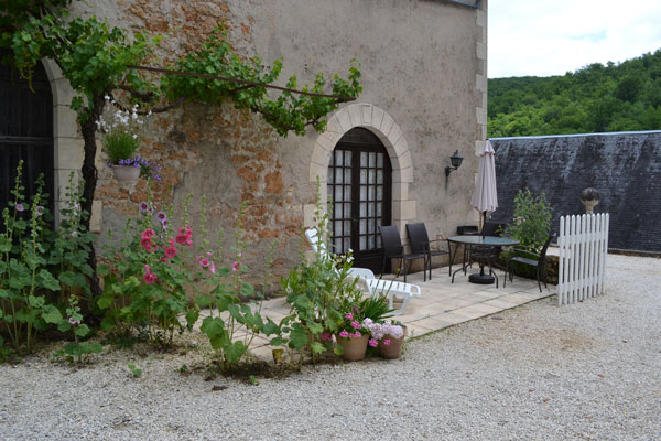 Le Manoir a Souillac,plantes sur la terrasse du gite manseng