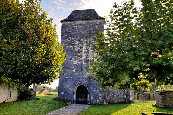 Romaans kerkje van Rignac, Lot, Occitanie