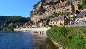 La Roque-Gageac, zicht over de Dordogne