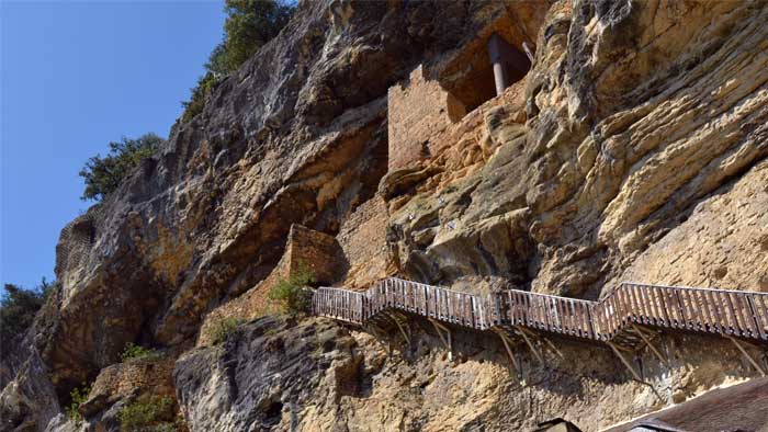 Fort in de rotsen in La Roque-Gageac